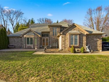 3799 Tymber Ridge Court , Sterling Heights, MI 48314
