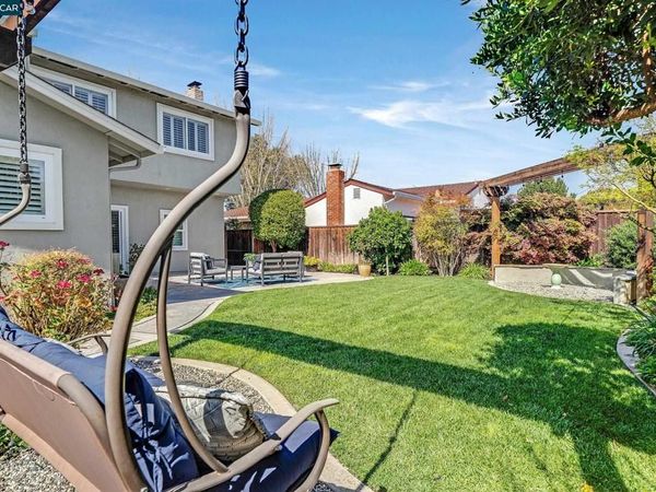 2415 Crestline Rd, Pleasanton, CA 94566