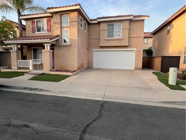 15 Calellen Court , Rancho Santa Margarita, CA 92688