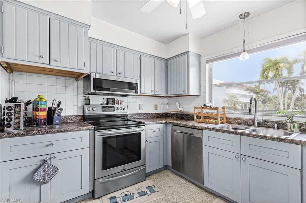 1589 Osprey Ave, Naples, FL 34102 Photo
