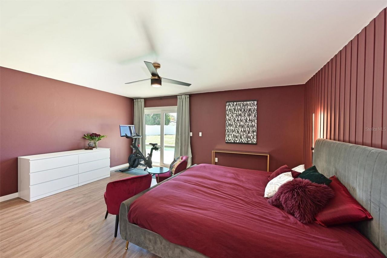 910 Plum Tree Lane , Sarasota, FL 34243 Photo