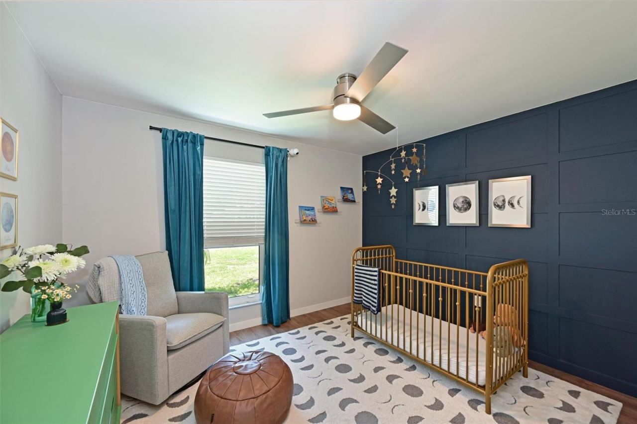 910 Plum Tree Lane , Sarasota, FL 34243 Photo