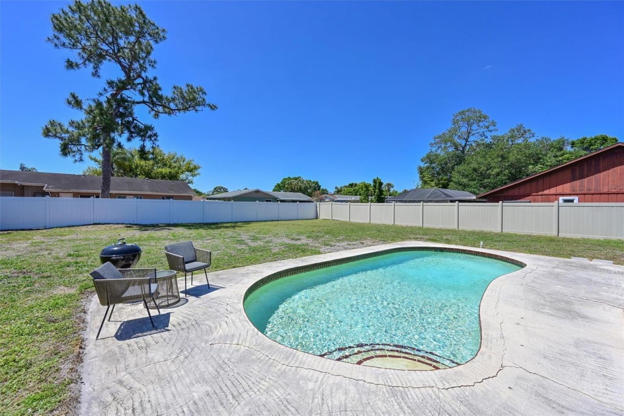910 Plum Tree Lane , Sarasota, FL 34243 Photo