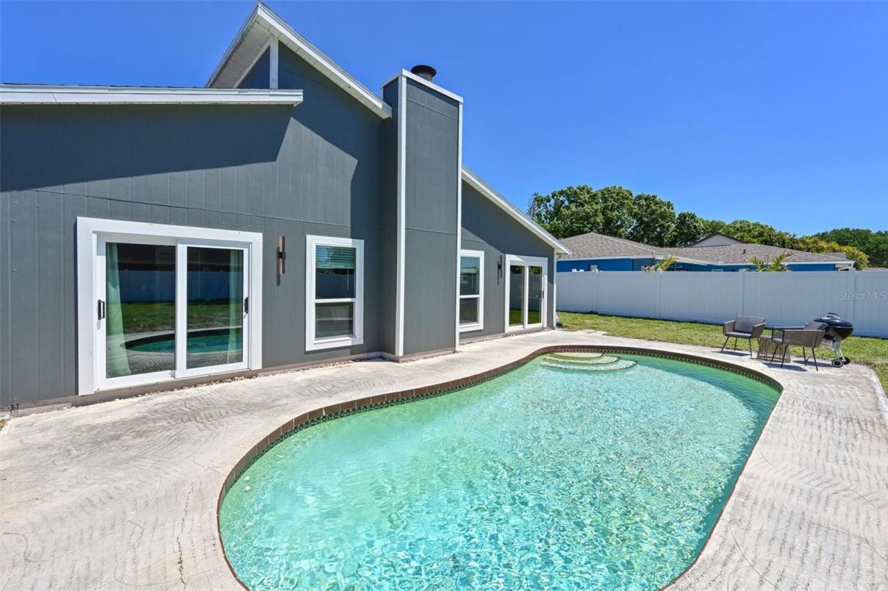 910 Plum Tree Lane , Sarasota, FL 34243 Photo