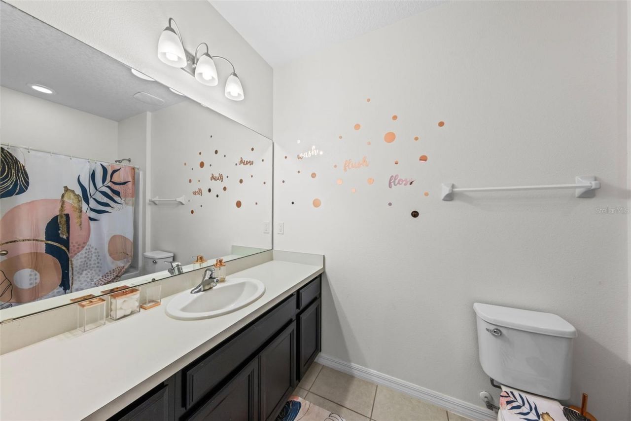 978 E 10th Street, Apopka, FL 32703 Photo