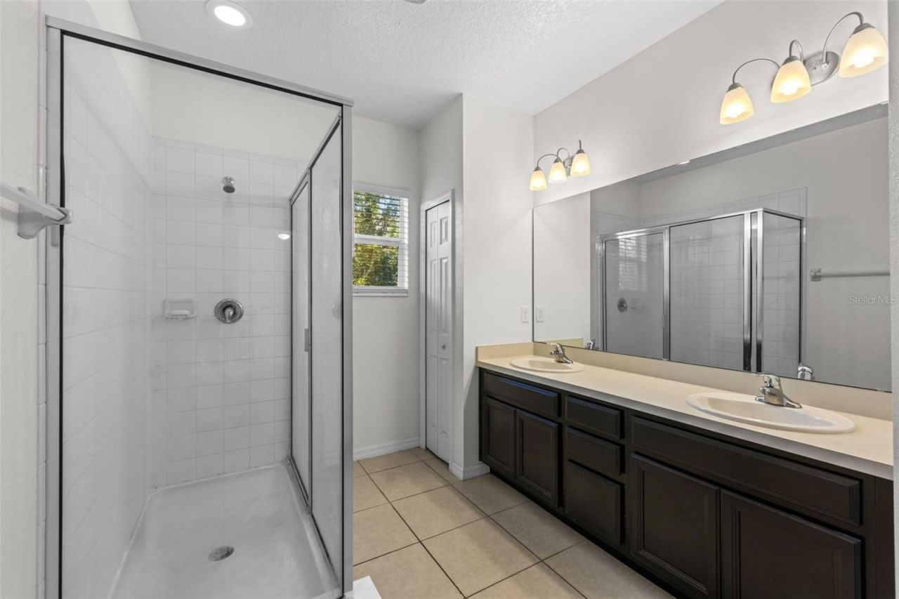 978 E 10th Street, Apopka, FL 32703 Photo
