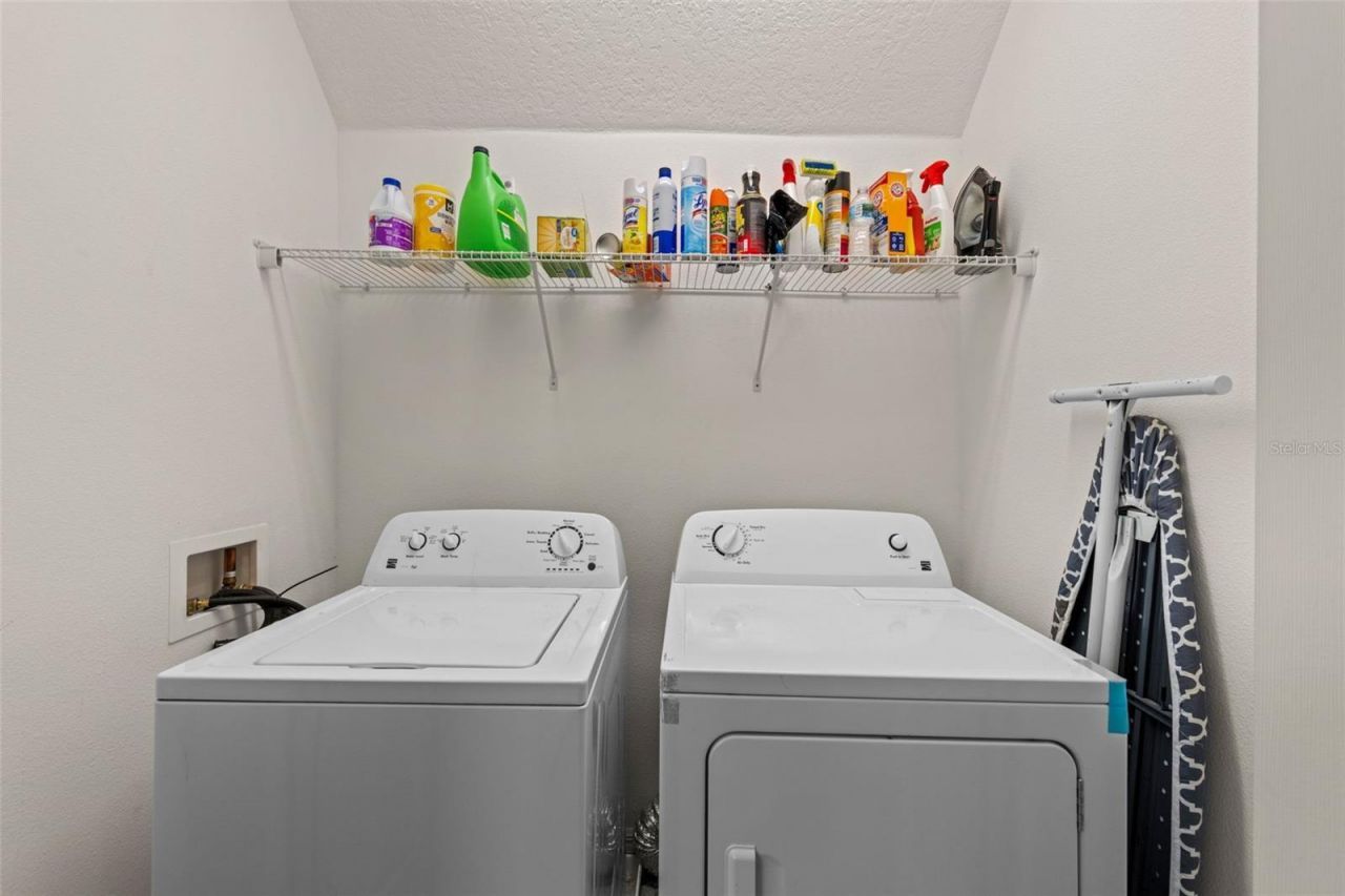 978 E 10th Street, Apopka, FL 32703 Photo