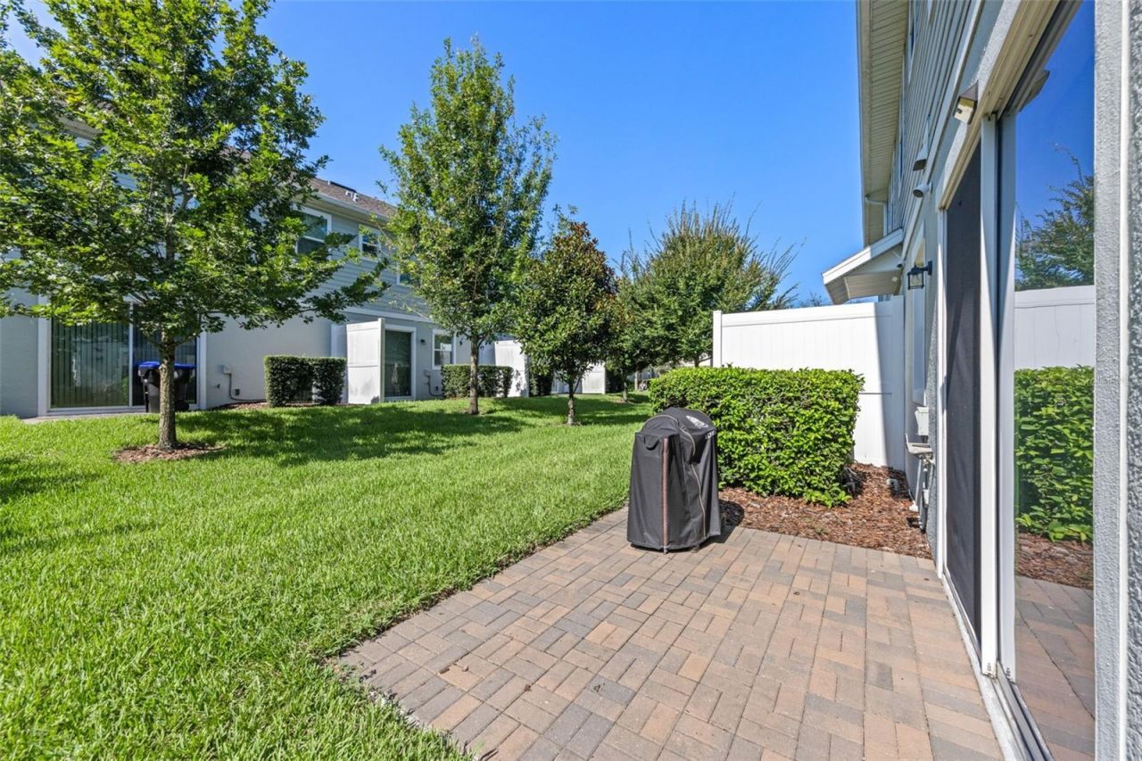 978 E 10th Street, Apopka, FL 32703 Photo