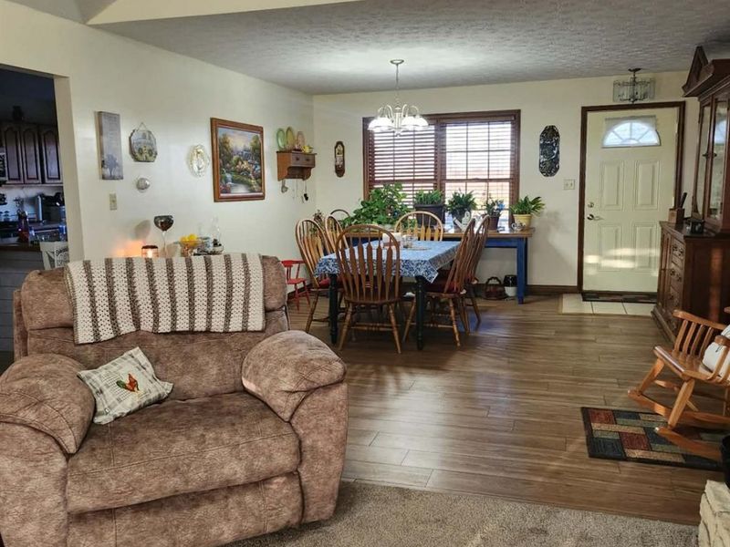 5581 Locust Grove Road, Washington Court House, OH 43160 Photo 14