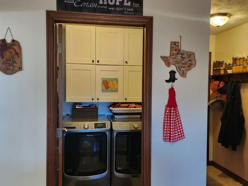 5581 Locust Grove Road, Washington Court House, OH 43160 Photo 16