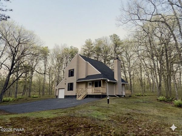 127 Vista Court , Bushkill, PA 18324