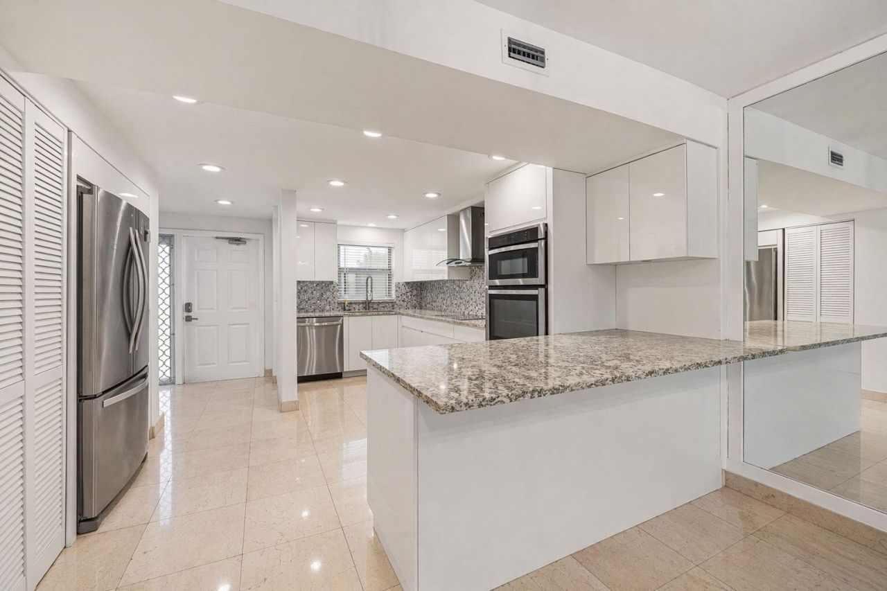 1001 E Camino Real, Unit 504 N, Boca Raton, FL 33432 Photo