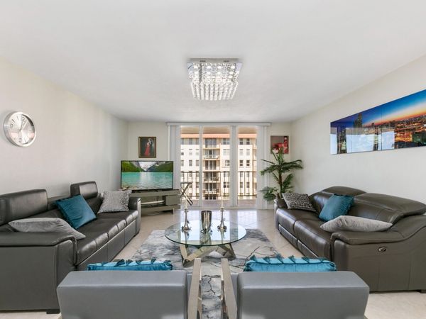 1147 Hillsboro Mile Hillsboro Mile, Unit 803, Hillsboro Beach, FL 33062