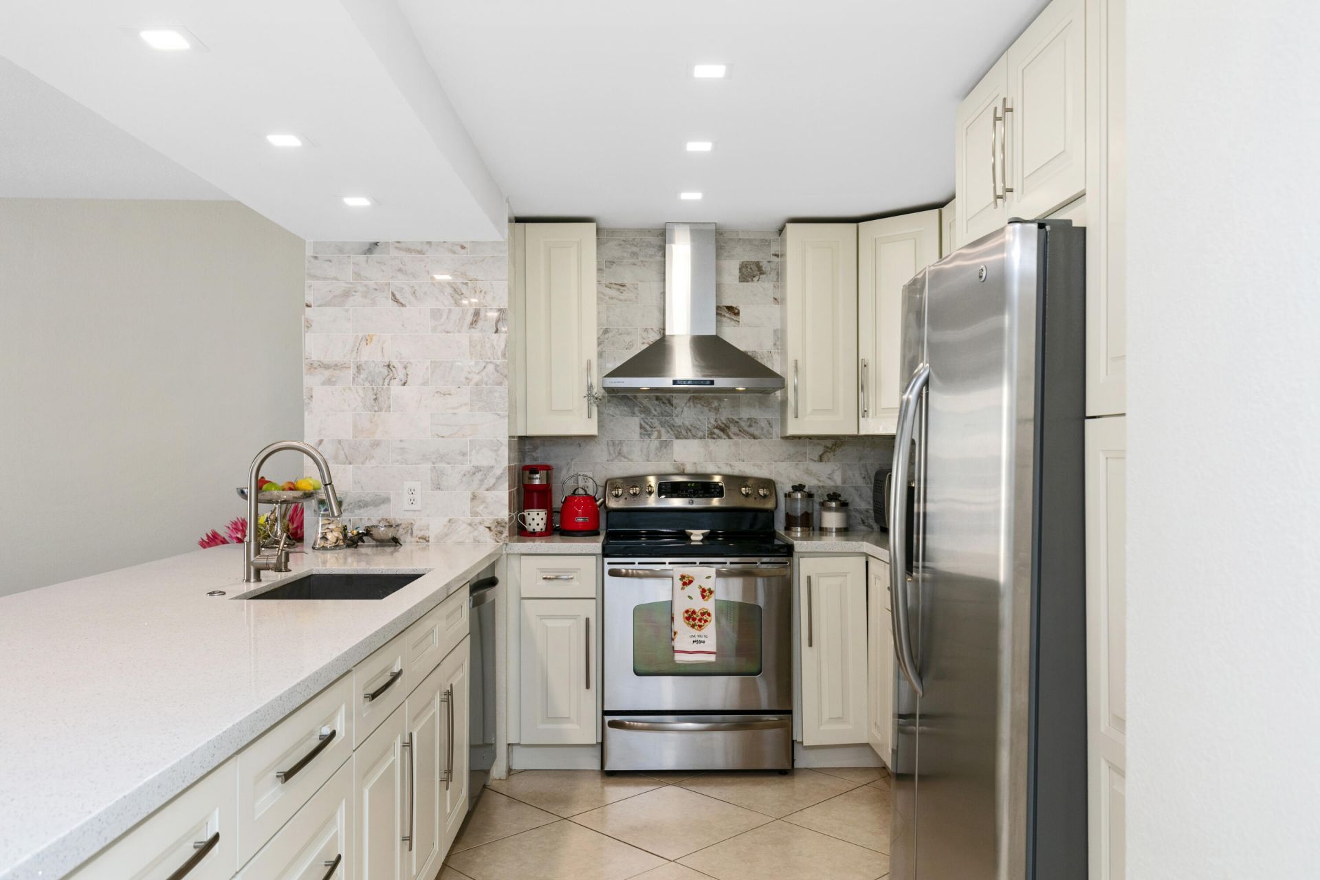 1147 Hillsboro Mile Hillsboro Mile, Unit 803, Hillsboro Beach, FL 33062 Photo