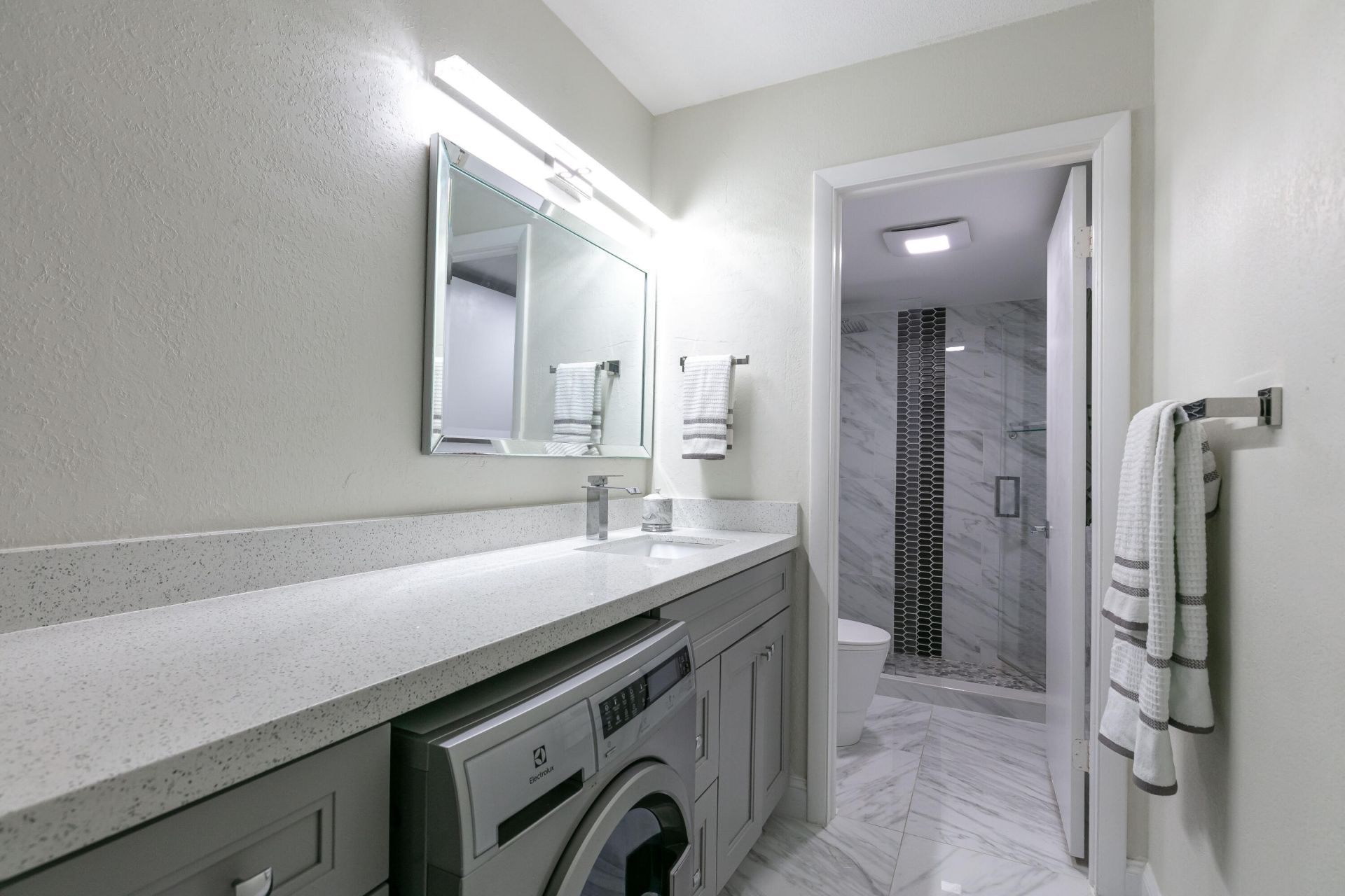 1147 Hillsboro Mile Hillsboro Mile, Unit 803, Hillsboro Beach, FL 33062 Photo