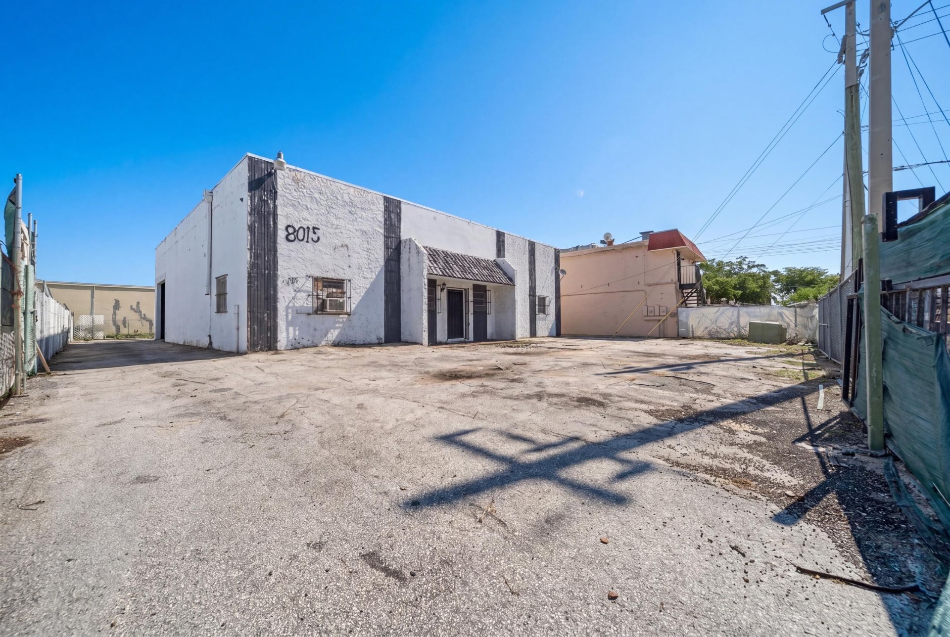 8015 NW 98th Street, Hialeah Gardens, FL 33016 Photo