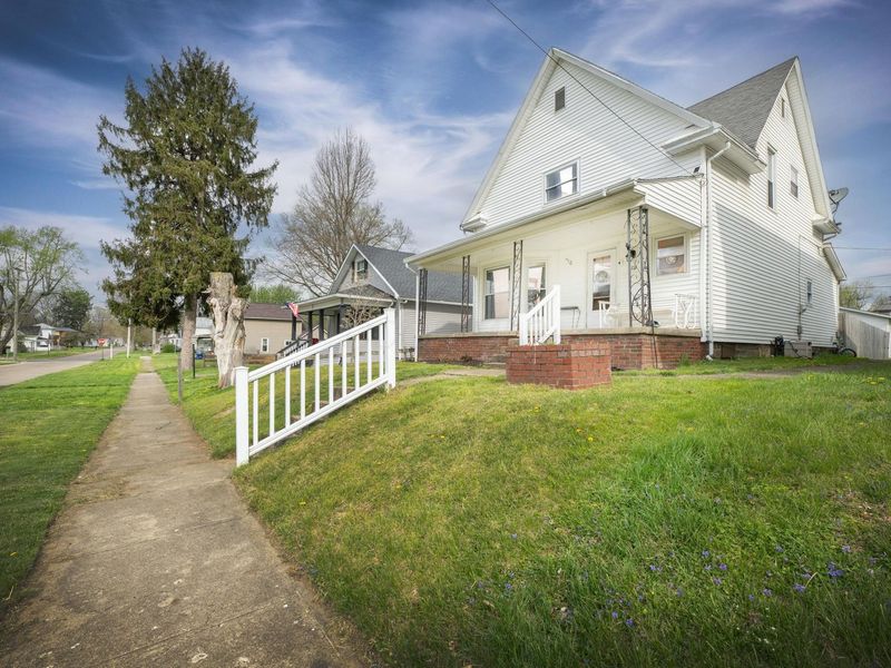 331 Maple Avenue, Utica, OH 43080 Photo 2