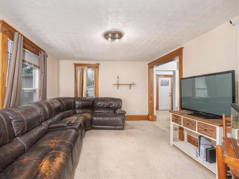 331 Maple Avenue, Utica, OH 43080 Photo 9