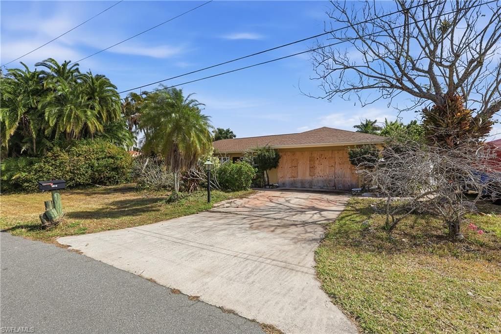 2204 Channel Way, North Fort Myers, FL 33917 Photo