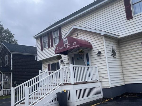180-182 E 10th Street , Oswego, NY 13126