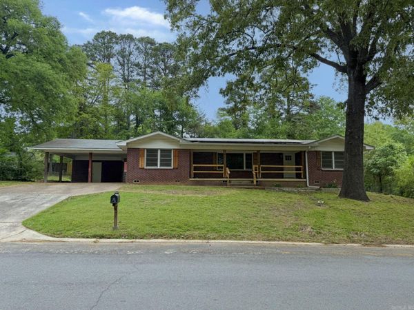 1220 Sunset Drive, Benton, AR 72015