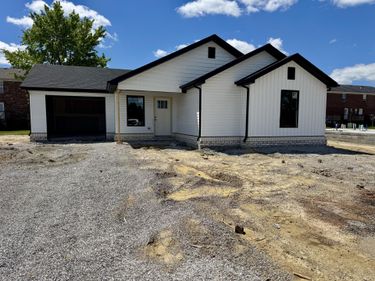 110 Bow Bridge Drive, Berea, KY 40403