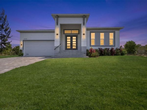 15109 AQUARIUS CIRCLE , PORT CHARLOTTE, FL 33981