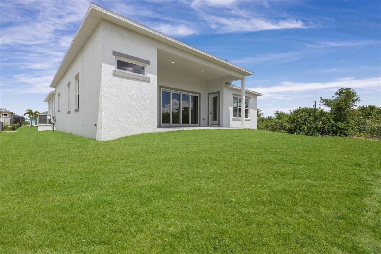 15109 Aquarius Circle, Port Charlotte, FL 33981 Photo