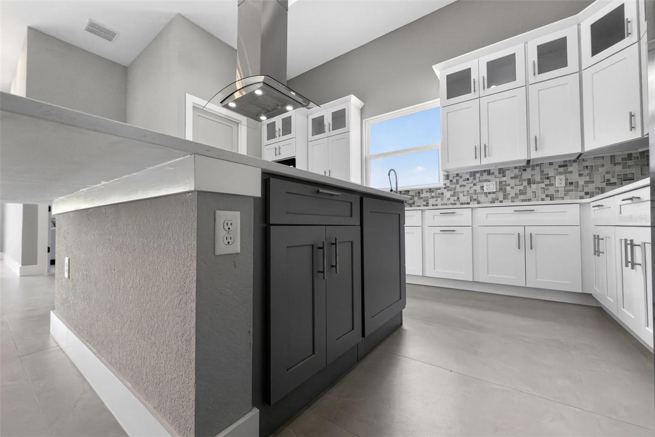 15109 Aquarius Circle, Port Charlotte, FL 33981 Photo