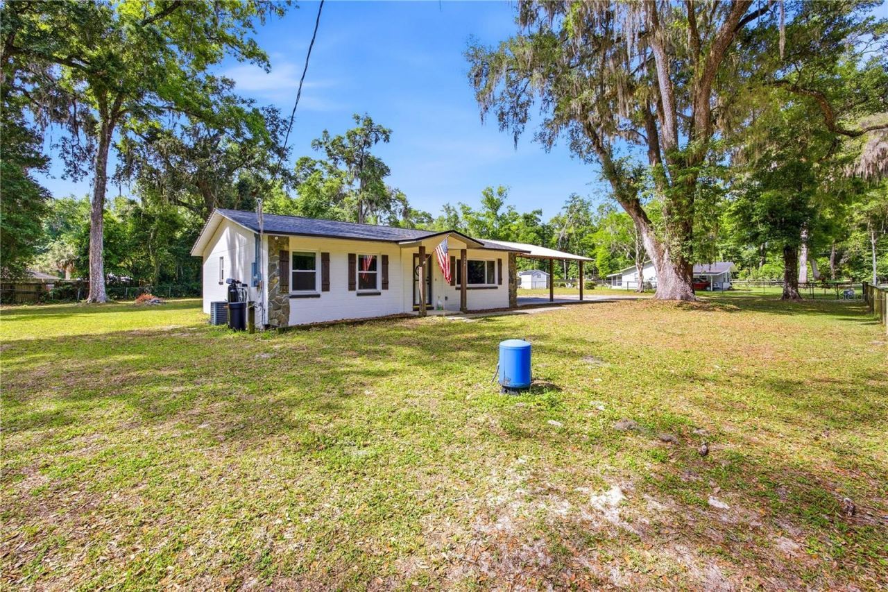 4240 NE 132nd Place, Anthony, FL 32617 Photo