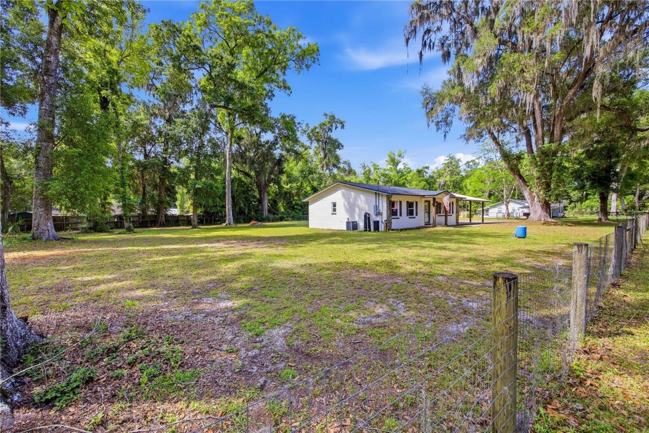 4240 NE 132nd Place, Anthony, FL 32617 Photo