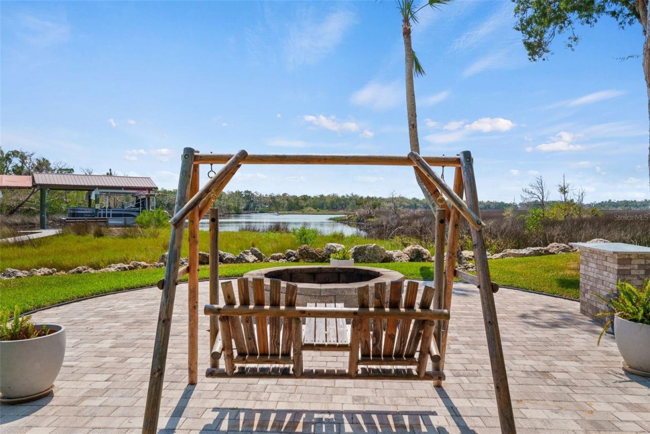 6730 S Beagle Drive, Homosassa, FL 34448 Photo