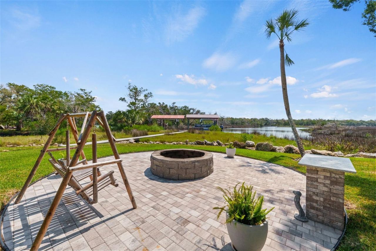 6730 S Beagle Drive, Homosassa, FL 34448 Photo