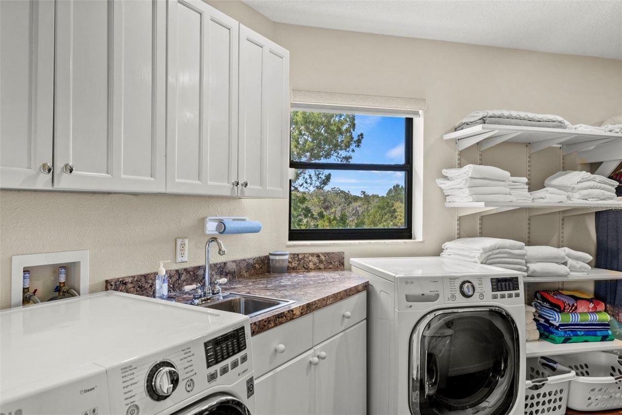 6730 S Beagle Drive, Homosassa, FL 34448 Photo