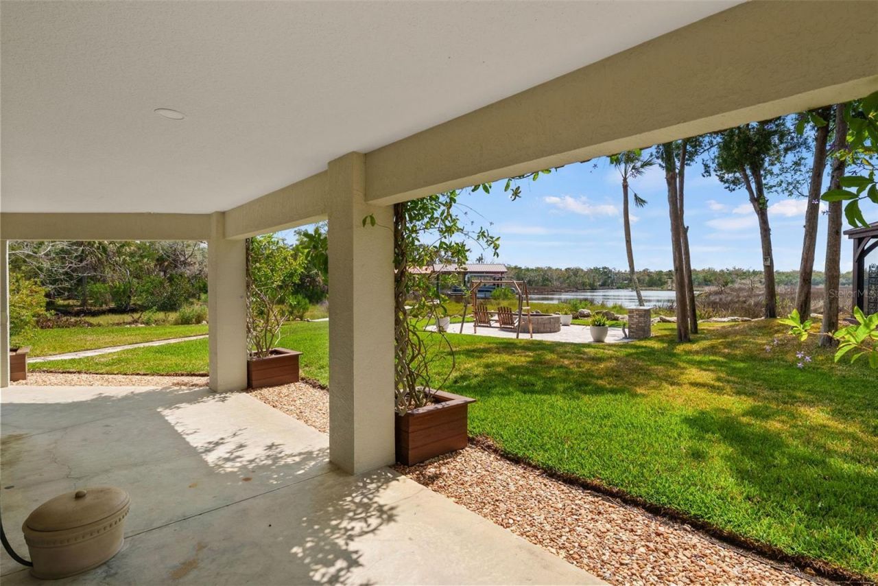 6730 S Beagle Drive, Homosassa, FL 34448 Photo
