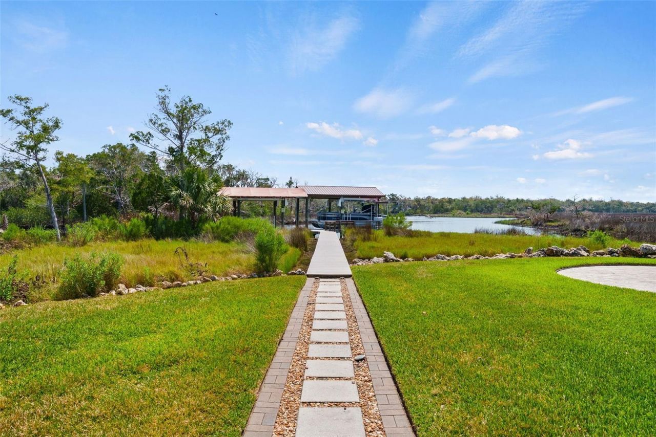6730 S Beagle Drive, Homosassa, FL 34448 Photo