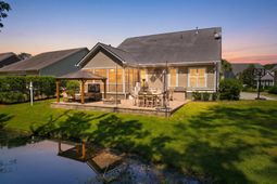 252 Silver Cypress Circle photo 4