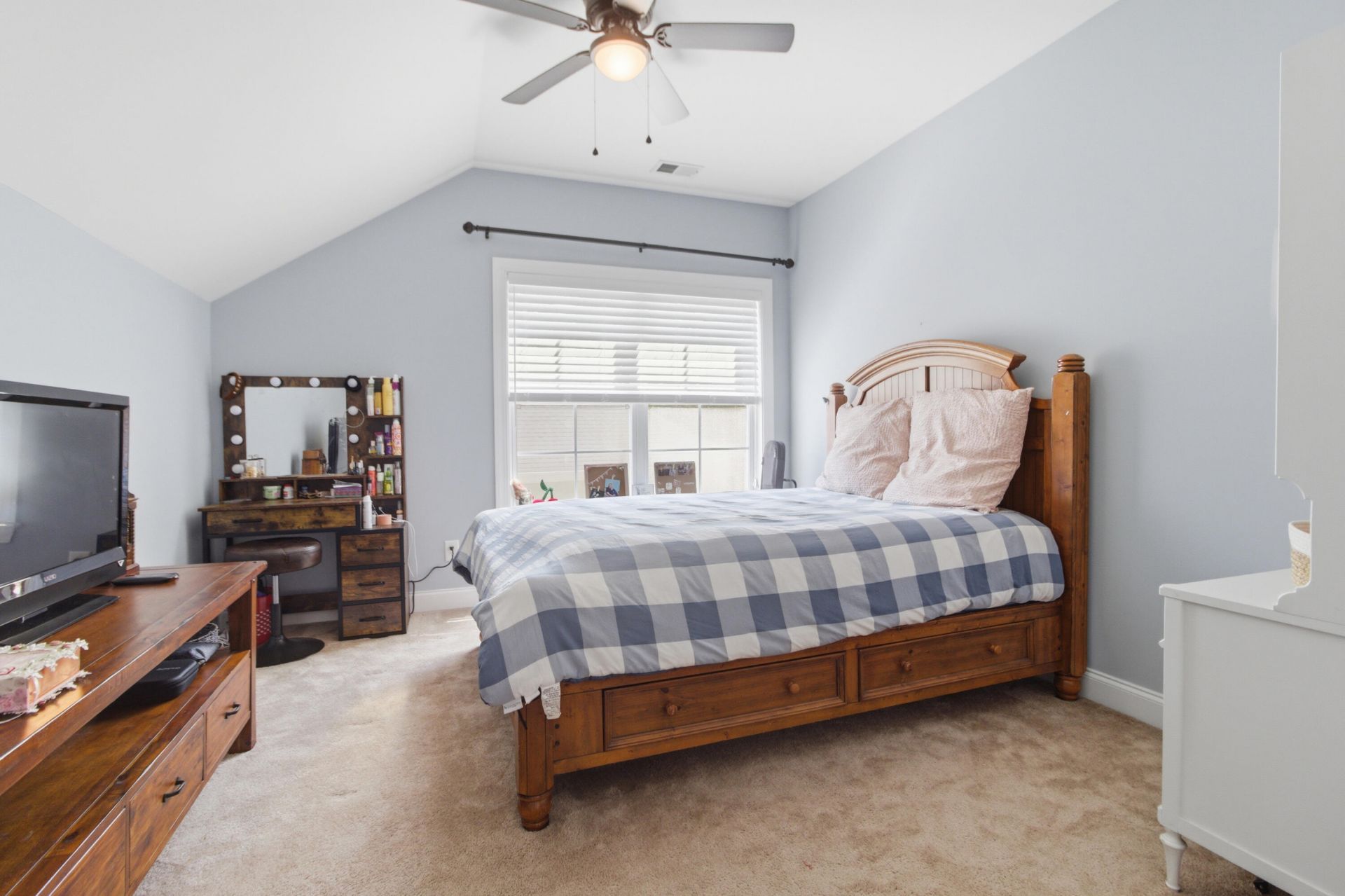 252 Silver Cypress Circle Photo 52