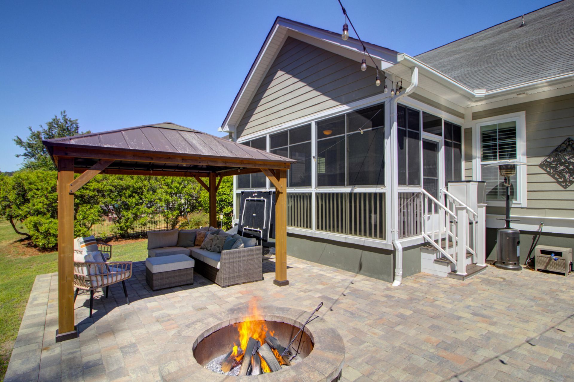 252 Silver Cypress Circle Photo 70