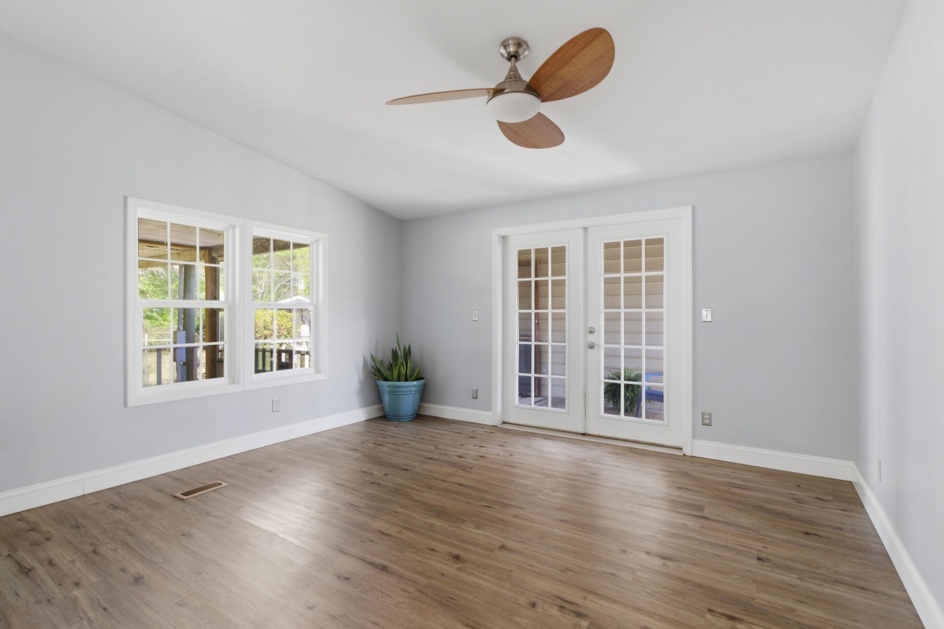 9760 Randall Road Photo 27