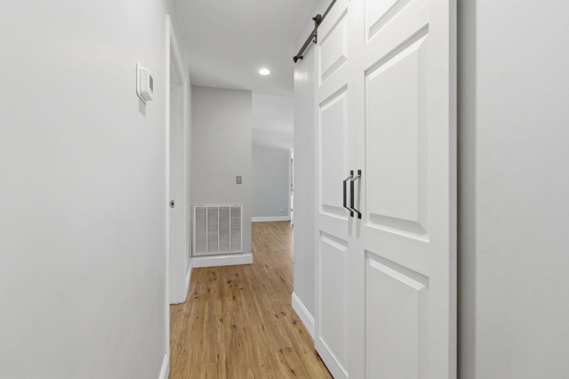 9760 Randall Road Photo 38