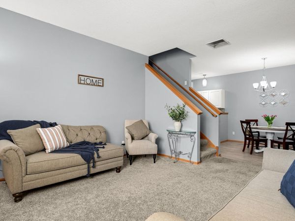 1572 Countryside Drive, Shakopee, MN 55379
