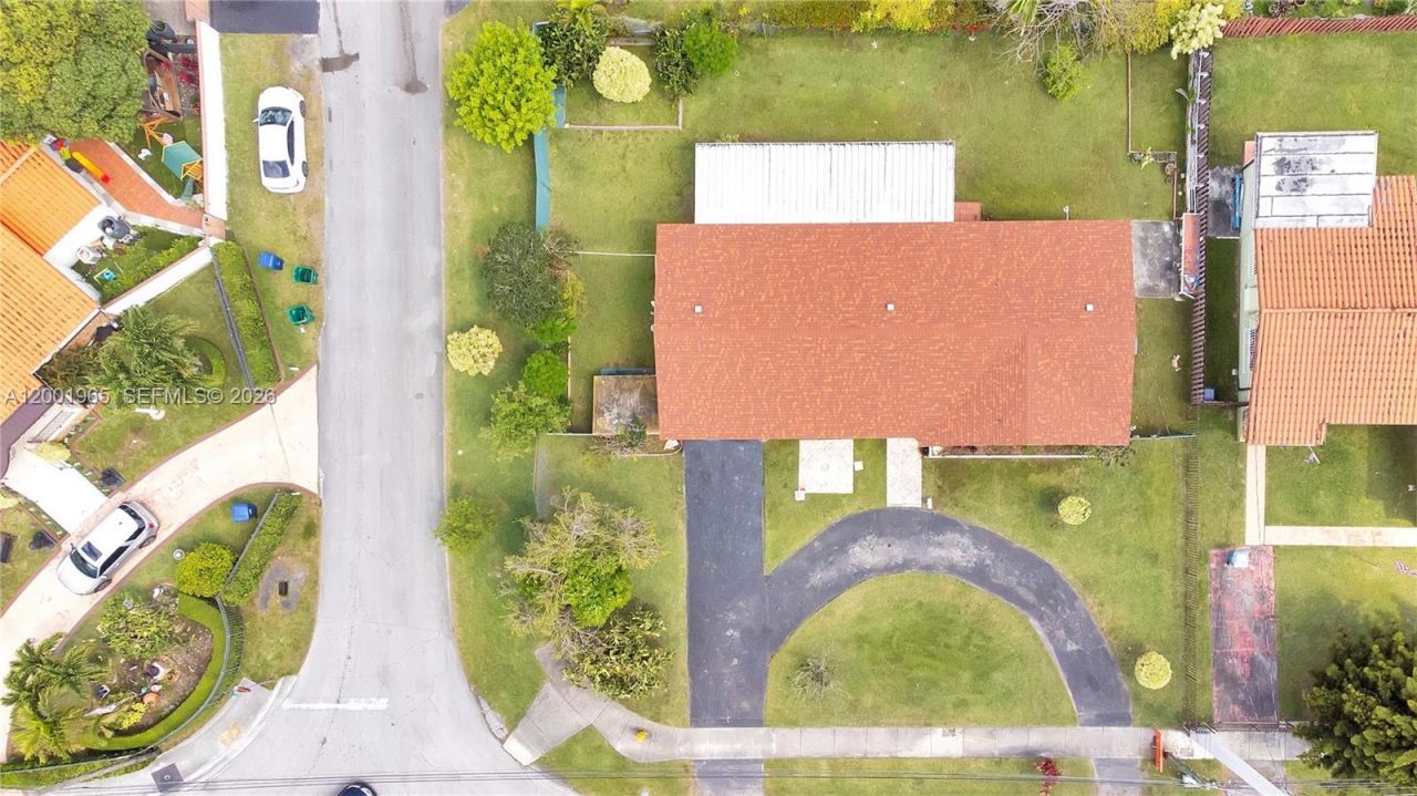 6895 SW 16th St, Miami, FL 33155 Photo