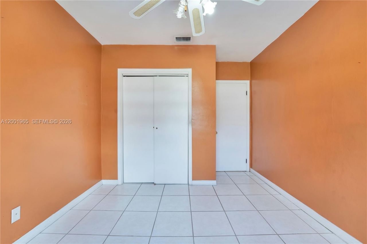 6895 SW 16th St, Miami, FL 33155 Photo