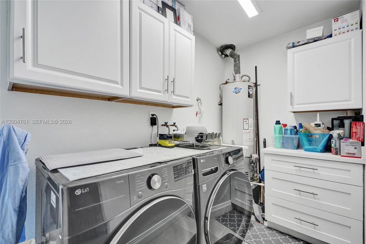 2126 NE 187th St, North Miami Beach, FL 33179 Photo