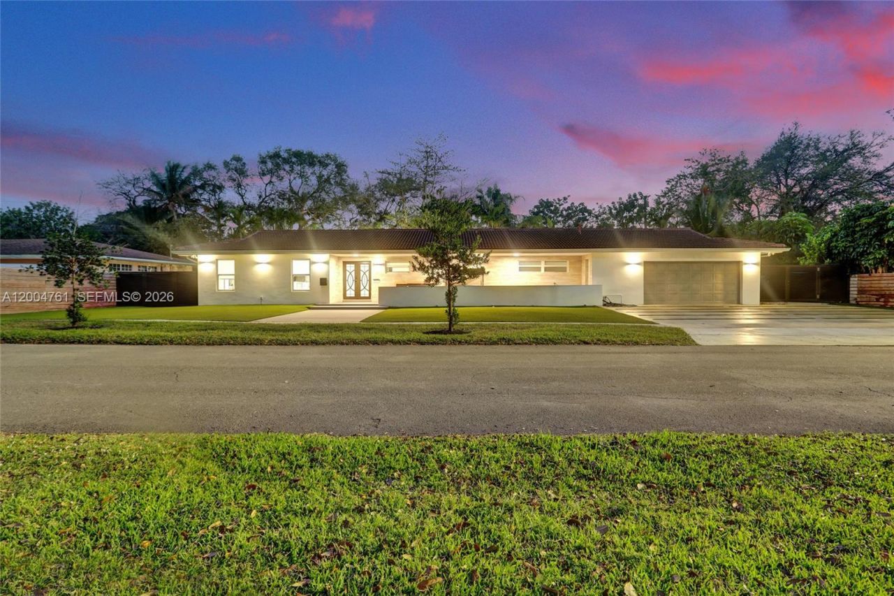 2126 NE 187th St, North Miami Beach, FL 33179 Photo