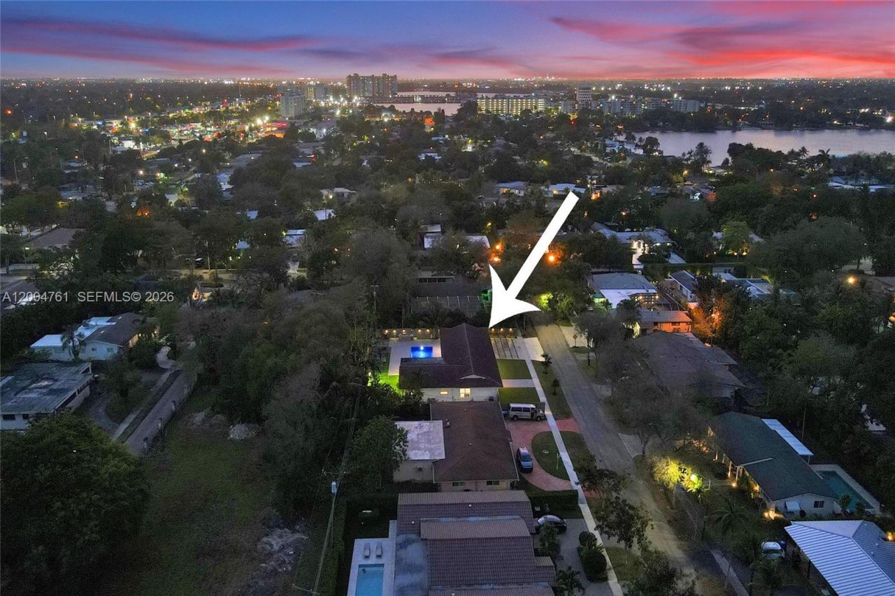 2126 NE 187th St, North Miami Beach, FL 33179 Photo