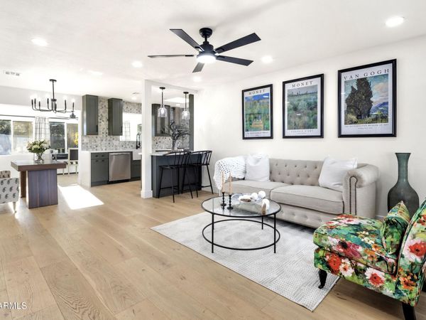 627 N 59TH Place, Mesa, AZ 85205