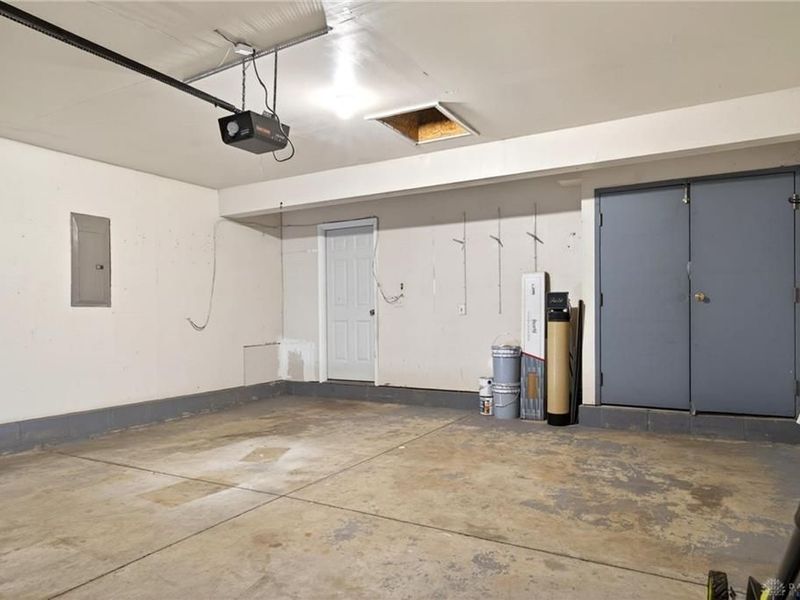 512 Pocono Court, Trenton, OH 45067 Photo 17