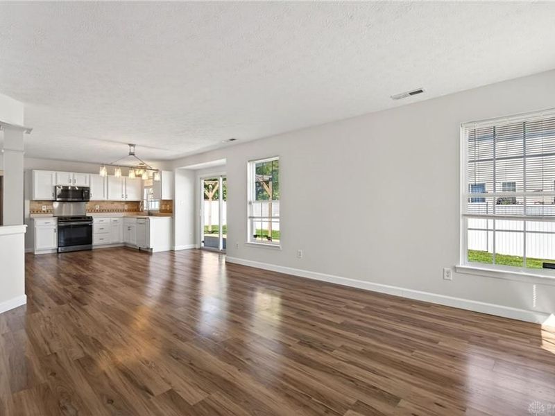 512 Pocono Court, Trenton, OH 45067 Photo 6